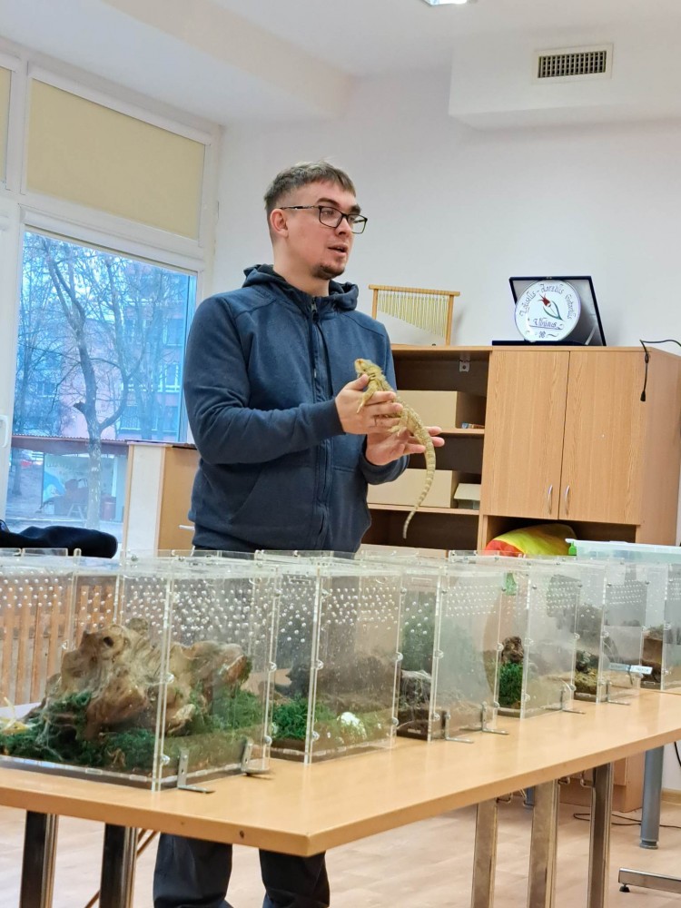 Vaikai susipažino su nariuotakojų ekspozicija ir kitais gyvūnais